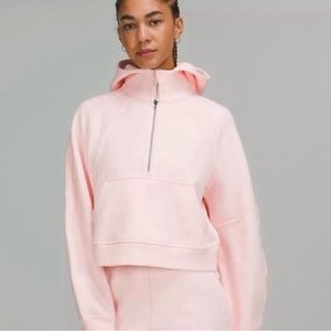 Lululemon Scuba
Strawberry Milkshake XS/S